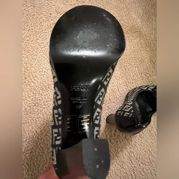 FENDI Heels - Picture 5 of 5